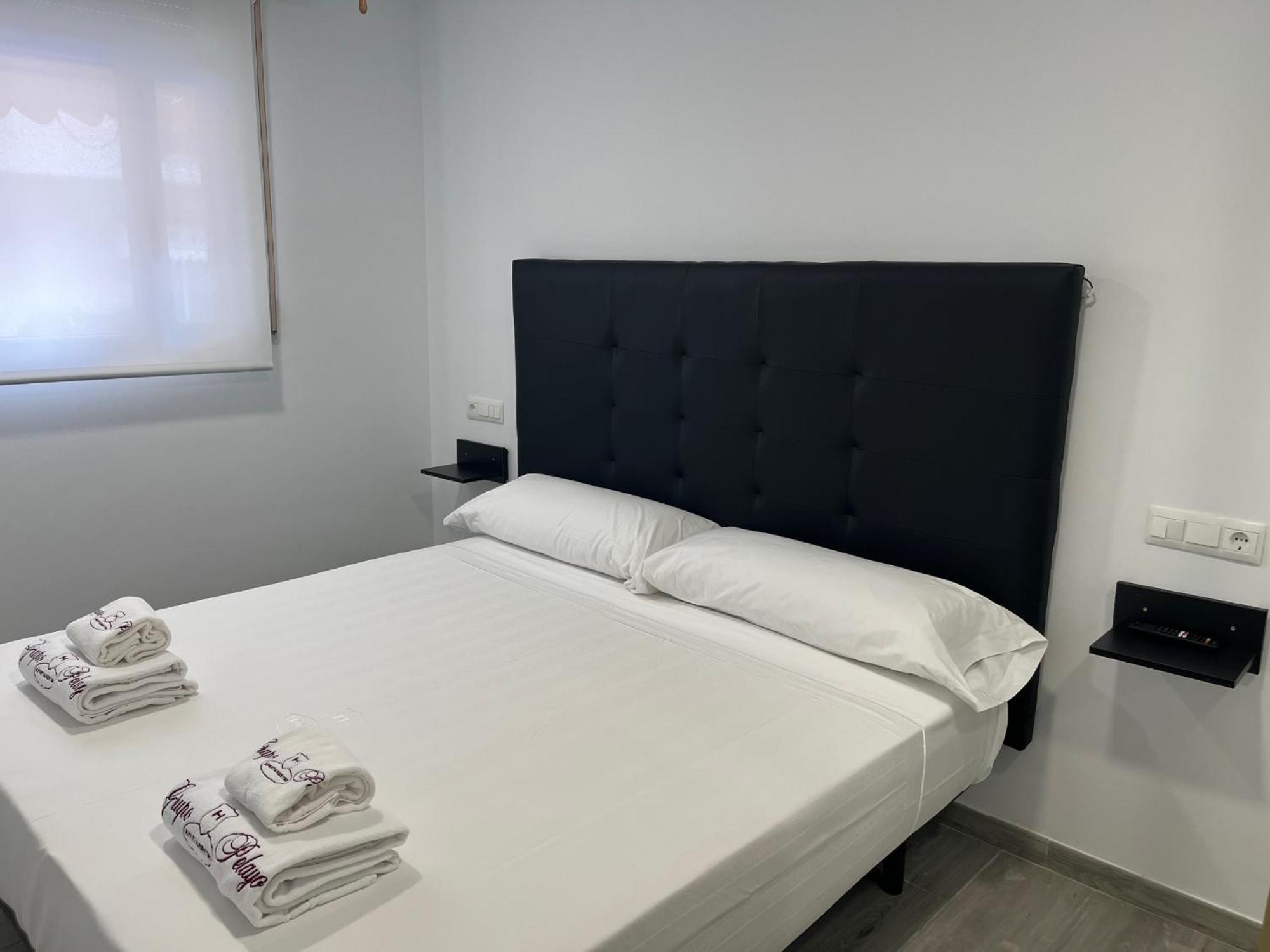 H Pelayo Auto Check-In Rooms 노하 외부 사진